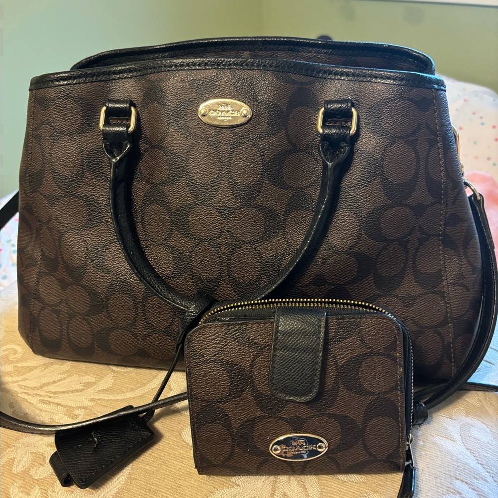 COACH Brn/Blk Margo Carryall crossbody leather bag, adj strap & matching wallet